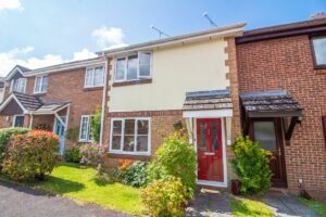 Harting Close, Clanfield, PO8 0UD