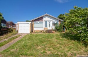 Maytree Gardens, Cowplain, PO8 8RH