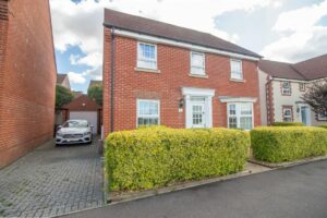 Beckless Avenue, Clanfield, PO8 0YN