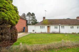 Merchistoun Road, Horndean, PO8 9NA