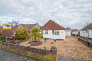 Haslar Crescent, Waterlooville, PO7 6DD